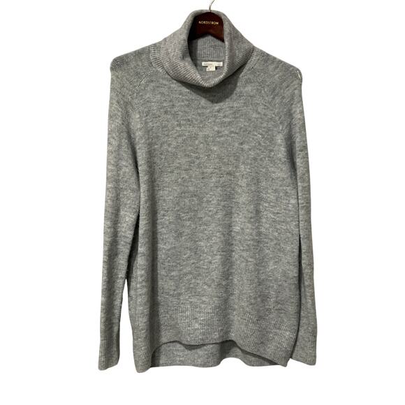 Light Gray Oversized Turtleneck Sweater, Size XS, KB333 - Picture 1 of 4